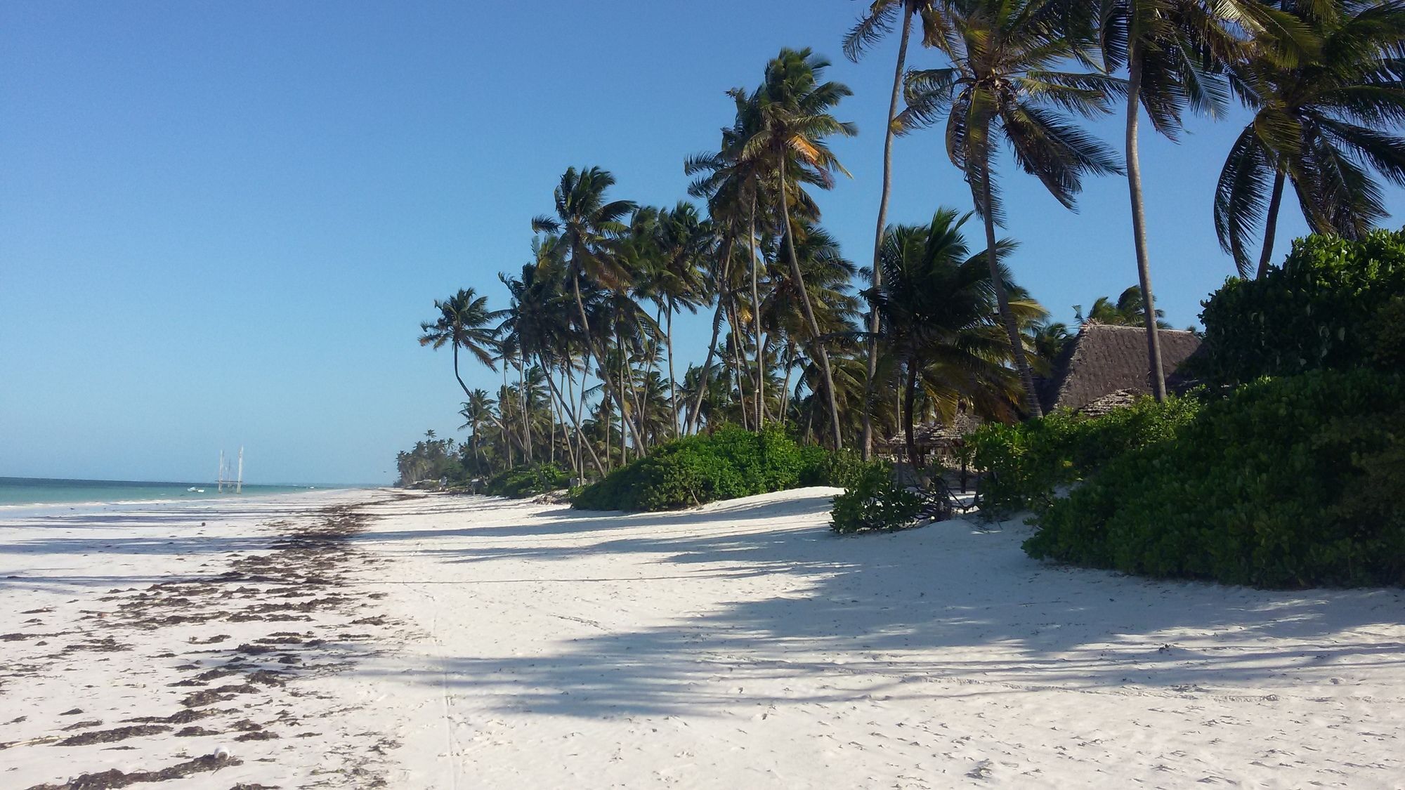 African Sun Sand Sea Beach Resort & Spa Bwejuu Exterior photo